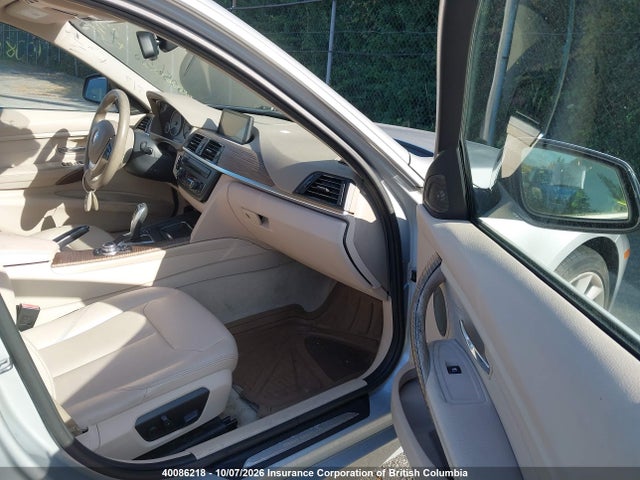 40086218 :رقم المزاد ، WBA3B3C5XDF532808 vin ، 2013 Bmw 328i Xdrive/xdrive Classic Line مزاد بيع