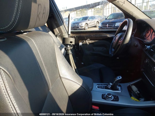40088121 :رقم المزاد ، 5UXWX7C5XDL977395 vin ، 2013 Bmw X3 مزاد بيع