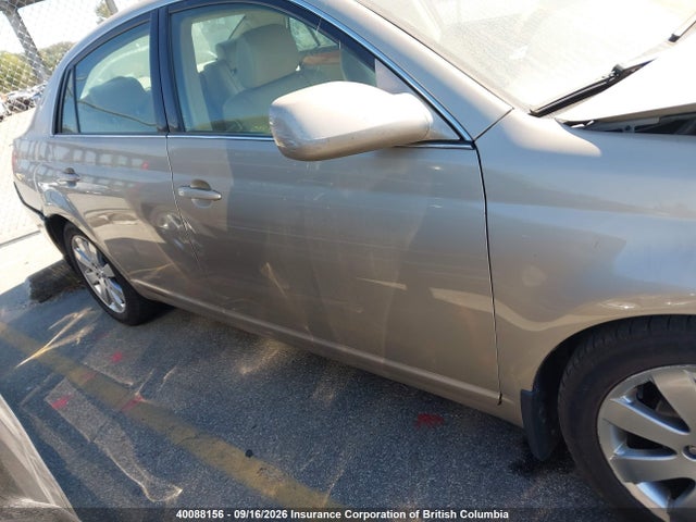2005 Toyota Avalon Xl/xls/touring/limited მანქანა იყიდება აუქციონზე, vin: 4T1BK36B25U023658, აუქციონის ნომერი: 40088156
