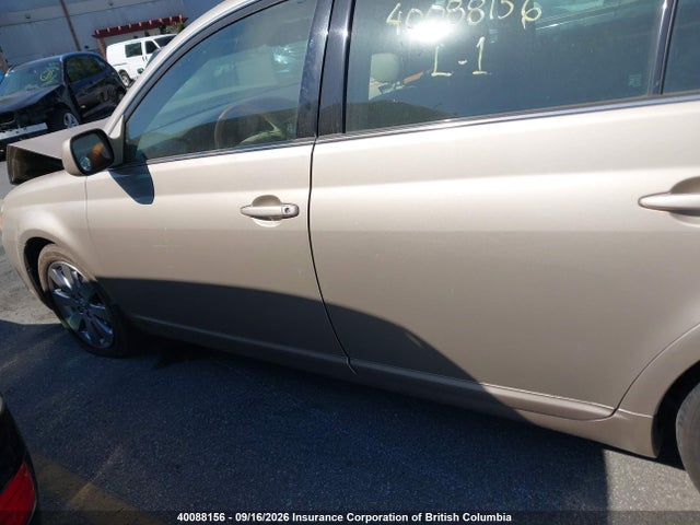 2005 Toyota Avalon Xl/xls/touring/limited მანქანა იყიდება აუქციონზე, vin: 4T1BK36B25U023658, აუქციონის ნომერი: 40088156