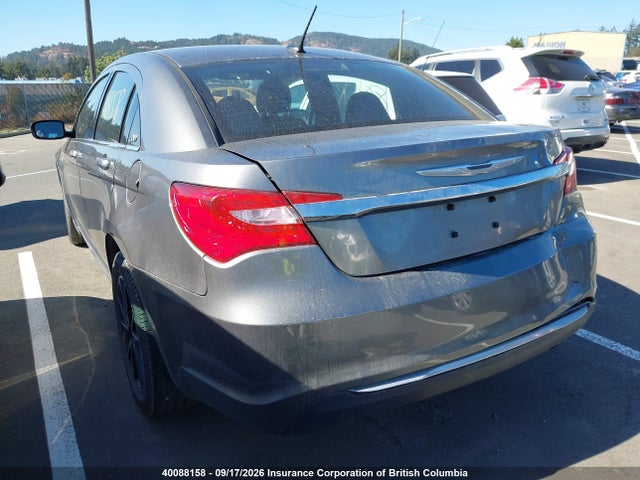 40088158 :رقم المزاد ، 1C3CCBAB9DN616986 vin ، 2013 Chrysler 200 مزاد بيع