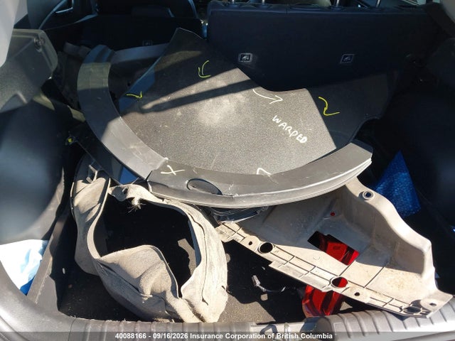KNDCR3L18R5100839 KIA Niro