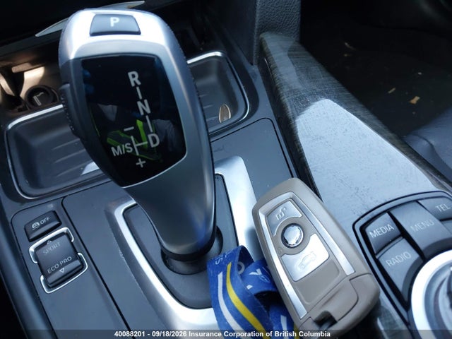2013 Bmw 320i მანქანა იყიდება აუქციონზე, vin: WBA3C3C58DF146546, აუქციონის ნომერი: 40088201