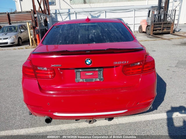 2013 Bmw 320i მანქანა იყიდება აუქციონზე, vin: WBA3C3C58DF146546, აუქციონის ნომერი: 40088201