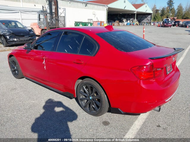 2013 Bmw 320i მანქანა იყიდება აუქციონზე, vin: WBA3C3C58DF146546, აუქციონის ნომერი: 40088201