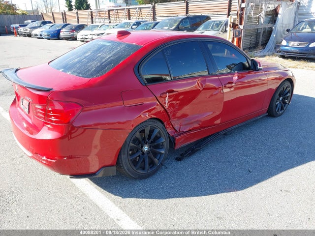 2013 Bmw 320i მანქანა იყიდება აუქციონზე, vin: WBA3C3C58DF146546, აუქციონის ნომერი: 40088201