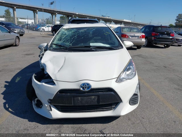 JTDKDTB38G1124835 Toyota Prius