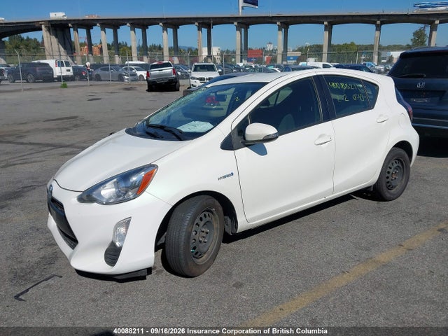 JTDKDTB38G1124835 Toyota Prius