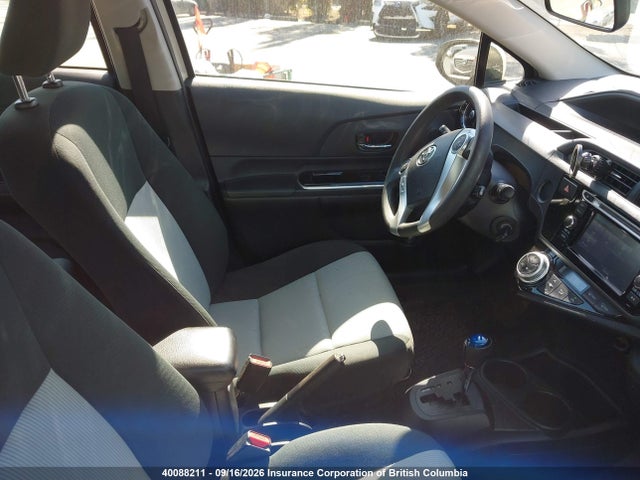 JTDKDTB38G1124835 Toyota Prius