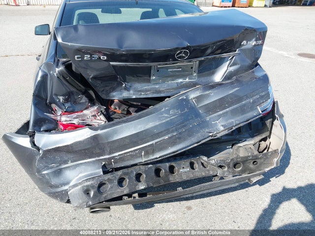 40088213 :رقم المزاد ، WDDGF8FB2BF558393 vin ، 2011 Mercedes-benz C 250 4matic مزاد بيع