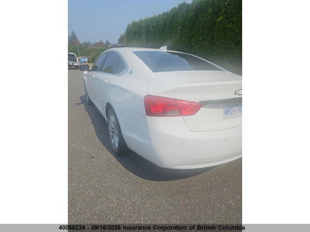 40088234 :رقم المزاد ، 1G1105SA0HU211123 vin ، 2017 Chevrolet Impala Lt مزاد بيع