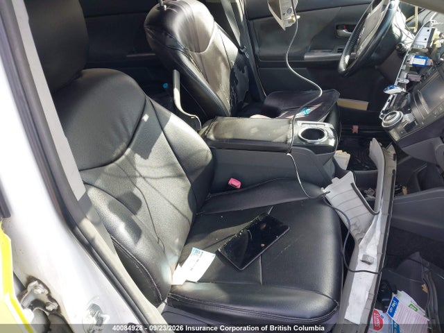 Продаж на аукціоні авто 2013 Toyota Prius V, vin: JTDZN3EU3D3242291, номер лоту: 40084928