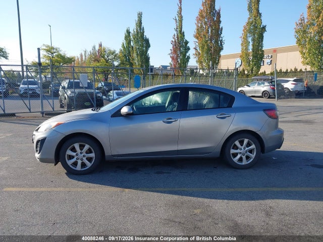 40088246 :رقم المزاد ، JM1BL1UF8B1366984 vin ، 2011 Mazda Mazda3 Gx مزاد بيع