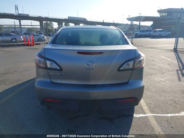 40088246 :رقم المزاد ، JM1BL1UF8B1366984 vin ، 2011 Mazda Mazda3 Gx مزاد بيع