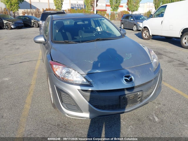 40088246 :رقم المزاد ، JM1BL1UF8B1366984 vin ، 2011 Mazda Mazda3 Gx مزاد بيع