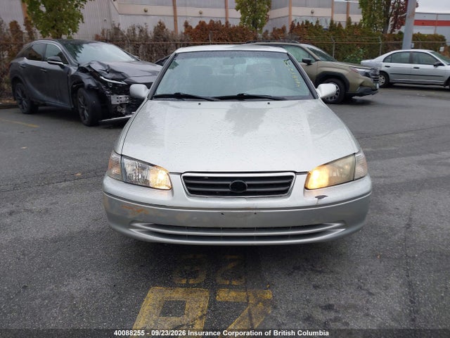 Auction sale of the 2001 Toyota Camry, vin: JT2BG22K110533063, lot number: 40088255
