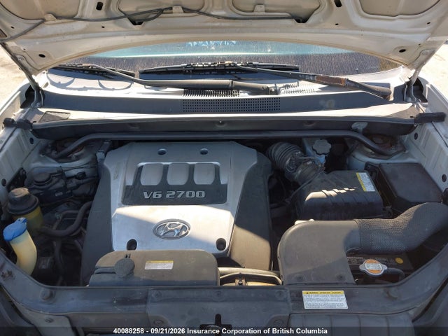 40088258 :رقم المزاد ، KM8JM72D25U203131 vin ، 2005 Hyundai Tucson Gl/gls مزاد بيع