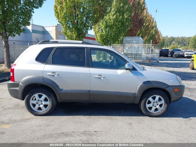 40088258 :رقم المزاد ، KM8JM72D25U203131 vin ، 2005 Hyundai Tucson Gl/gls مزاد بيع