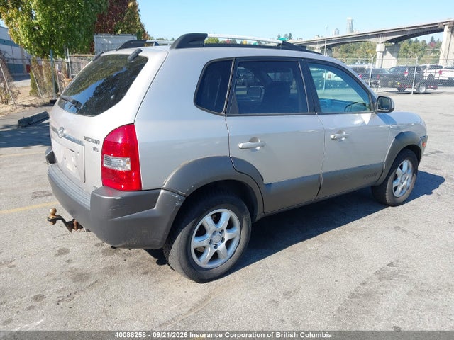 40088258 :رقم المزاد ، KM8JM72D25U203131 vin ، 2005 Hyundai Tucson Gl/gls مزاد بيع