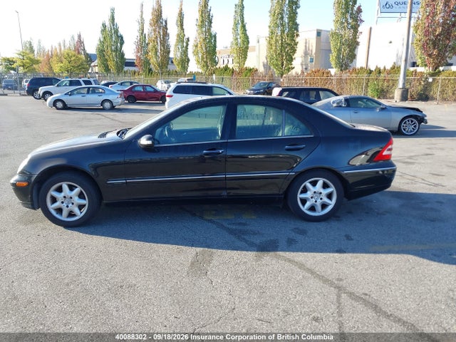 40088302 :رقم المزاد ، WDBRF61J42F252770 vin ، 2002 Mercedes-benz C 240 Classic/elegance/sport مزاد بيع