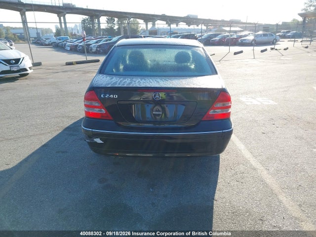 40088302 :رقم المزاد ، WDBRF61J42F252770 vin ، 2002 Mercedes-benz C 240 Classic/elegance/sport مزاد بيع
