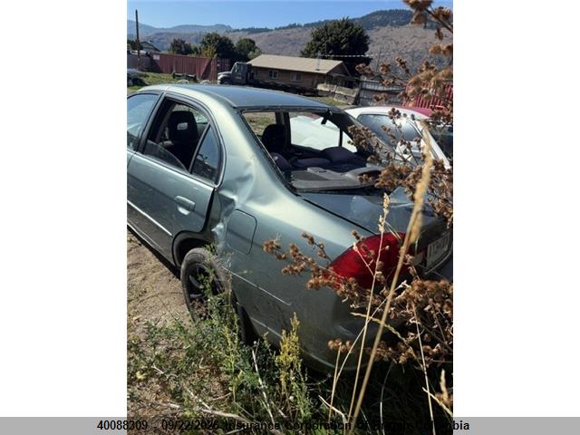 40088309 :رقم المزاد ، 2HHES36662H001632 vin ، 2002 Acura 1.7el Touring مزاد بيع