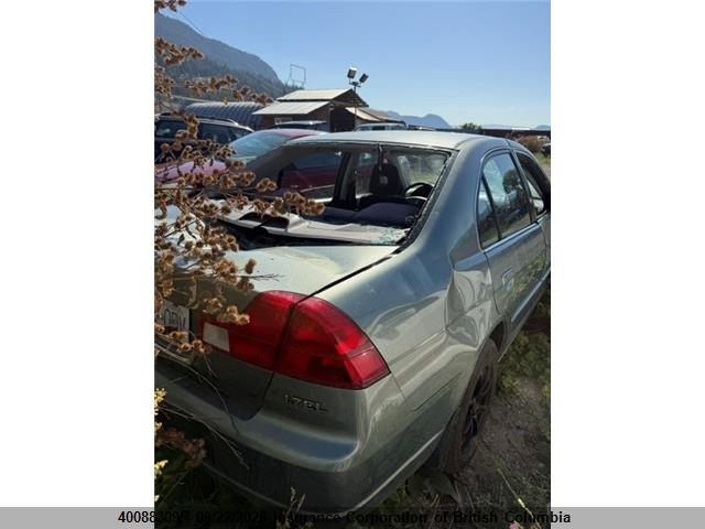 40088309 :رقم المزاد ، 2HHES36662H001632 vin ، 2002 Acura 1.7el Touring مزاد بيع