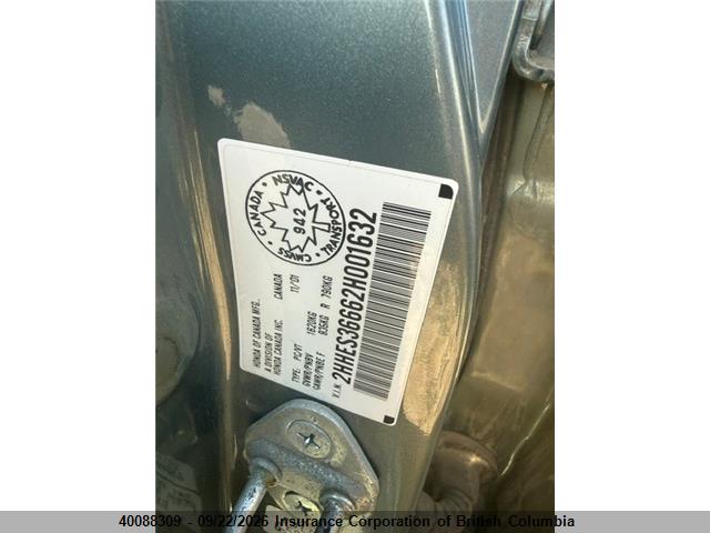 40088309 :رقم المزاد ، 2HHES36662H001632 vin ، 2002 Acura 1.7el Touring مزاد بيع