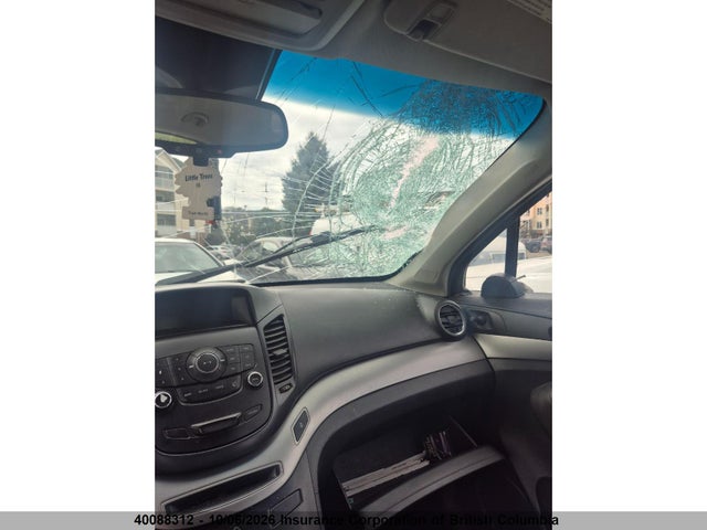40088312 :رقم المزاد ، KL77P1EM4CK652086 vin ، 2012 Chevrolet Orlando Ls مزاد بيع
