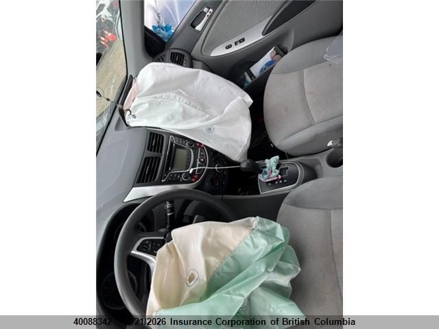 Продаж на аукціоні авто 2013 Hyundai Accent Gls/gs, vin: KMHCT4AE7DU272478, номер лоту: 40088342