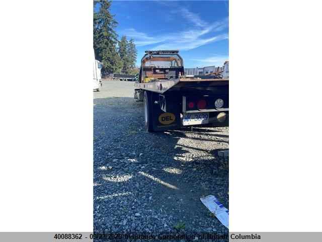 Ford F750 Super Duty 2016 1FDPF7DC5GDA01329 Image 3