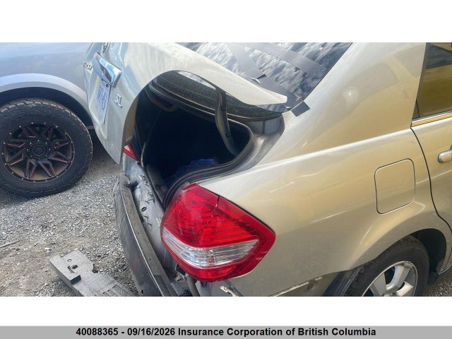 40088365 :رقم المزاد ، 3N1BC11E07L401368 vin ، 2007 Nissan Versa مزاد بيع