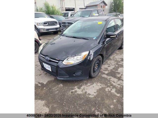 Ford Focus 2014 1FADP3F22EL120756 Image 2