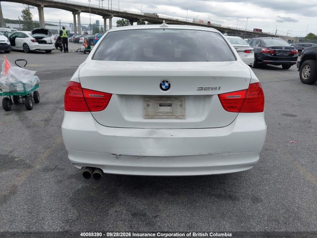Aukcja sprzedaży 2011 Bmw 328i, vin: WBAPK7C5XBF195496, numer aukcji: 40088390