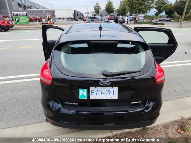 Ford Focus 2017 1FADP3K23HL220486 Image 5