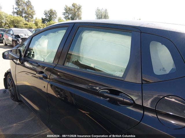 Продажа на аукционе авто 2017 Honda Fit Lx, vin: 3HGGK5H58HM100945, номер лота: 40082024