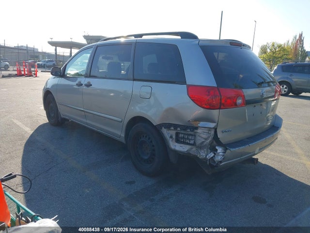 40088438 :رقم المزاد ، 5TDZK29C77S068426 vin ، 2007 Toyota Sienna Ce مزاد بيع
