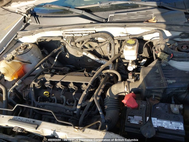 Aukcja sprzedaży 2011 Mazda Tribute Gx I4, vin: 4F2CY9C70BKM00215, numer aukcji: 40088444