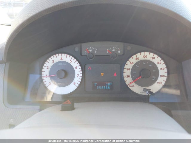 Aukcja sprzedaży 2011 Mazda Tribute Gx I4, vin: 4F2CY9C70BKM00215, numer aukcji: 40088444