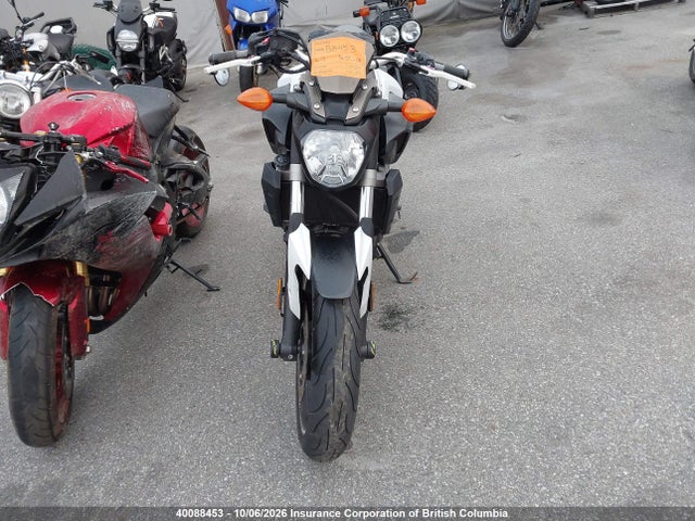 Yamaha FZ07 2015 JYARM06N0FA001324 Image 5