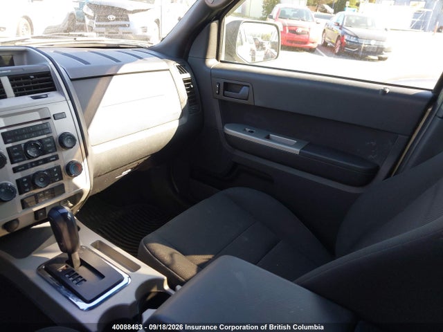 Продажа на аукционе авто 2009 Ford Escape Xlt, vin: 1FMCU93G39KB60420, номер лота: 40088483
