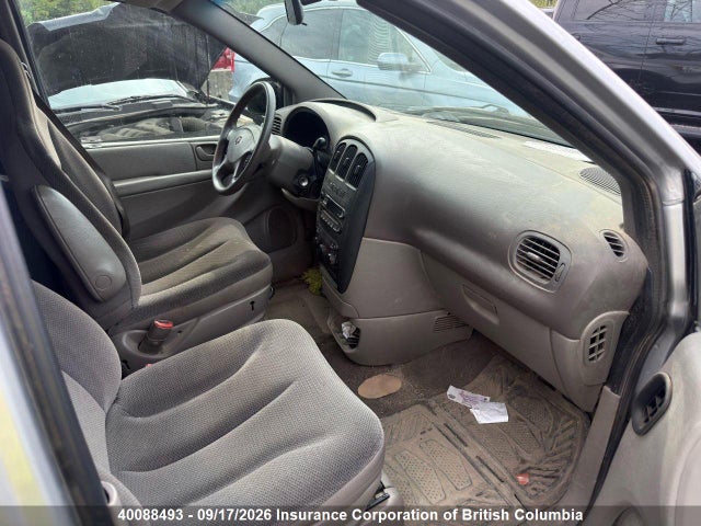 2001 Dodge Caravan Se მანქანა იყიდება აუქციონზე, vin: 1B4GP25R11B139702, აუქციონის ნომერი: 40088493