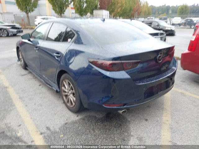 Продажа на аукционе авто 2019 Mazda Mazda3, vin: 3MZBPADM4KM100705, номер лота: 40088504