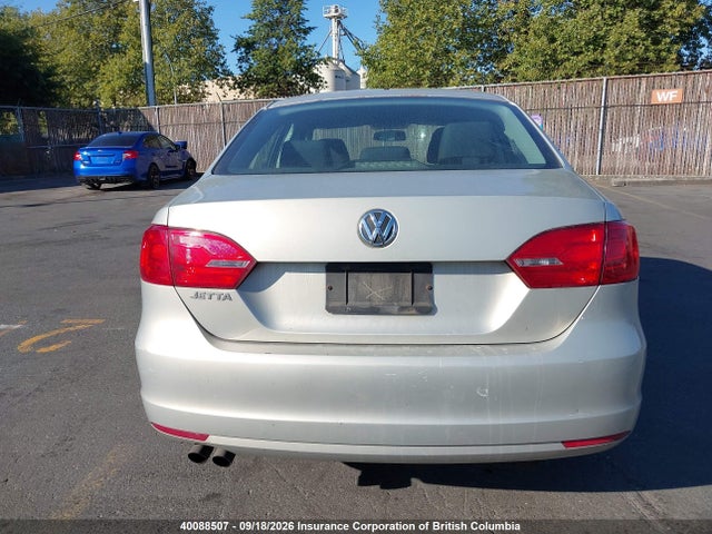 40088507 :رقم المزاد ، 3VW2K7AJ1BM083955 vin ، 2011 Volkswagen Jetta مزاد بيع