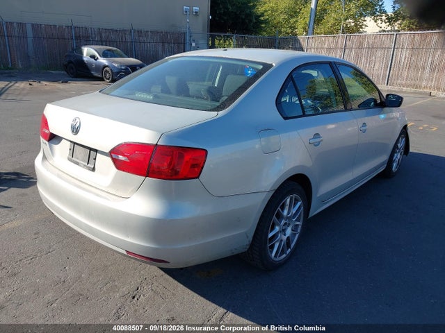 40088507 :رقم المزاد ، 3VW2K7AJ1BM083955 vin ، 2011 Volkswagen Jetta مزاد بيع