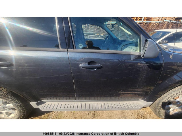 40088513 :رقم المزاد ، 4F2CY9C73AKM03690 vin ، 2010 Mazda Tribute I مزاد بيع