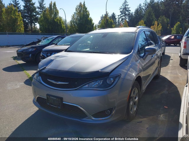 40088540 :رقم المزاد ، 2C4RC1EG9JR102950 vin ، 2018 Chrysler Pacifica Touring L Plus مزاد بيع