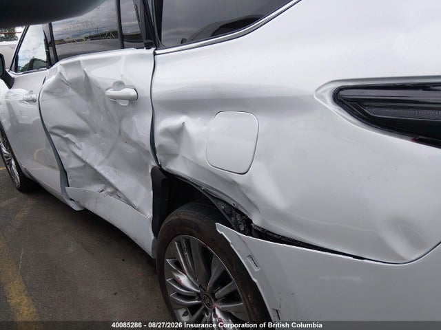 Aukcja sprzedaży 2024 Toyota Highlander Hybrid Limited/hybrid Platinum, vin: 5TDEBRCH3RS143623, numer aukcji: 40085286