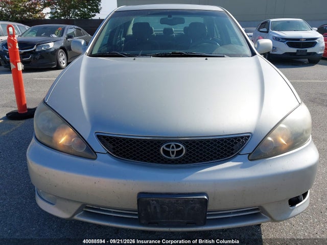 40088594 :رقم المزاد ، 4T1BA32K35U509470 vin ، 2005 Toyota Camry مزاد بيع