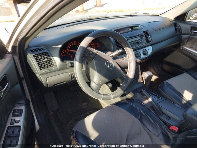40088594 :رقم المزاد ، 4T1BA32K35U509470 vin ، 2005 Toyota Camry مزاد بيع